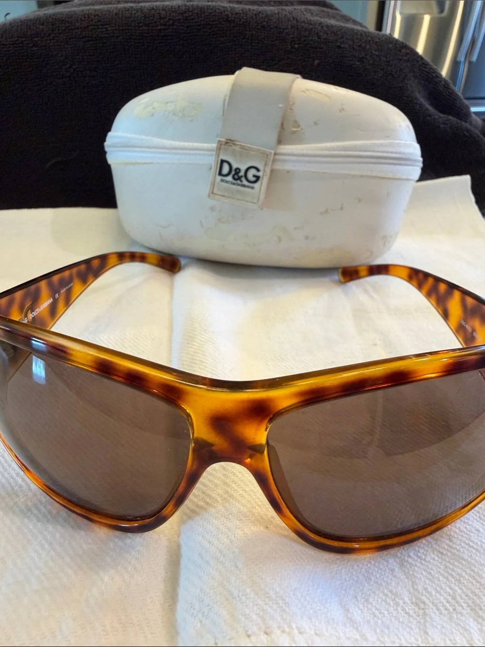 Dolce & Gabbana Tortoiseshell Frame Sunglasses with Brown Lenses
